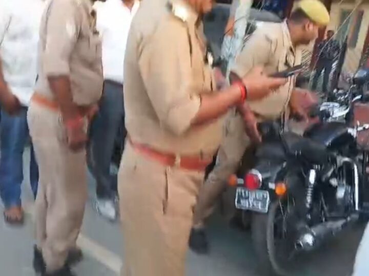 ‘UGC का बाप’ लिखकर घूम रहा था बुलेट सवार, कैंट पुलिस ने कर दिया सीज