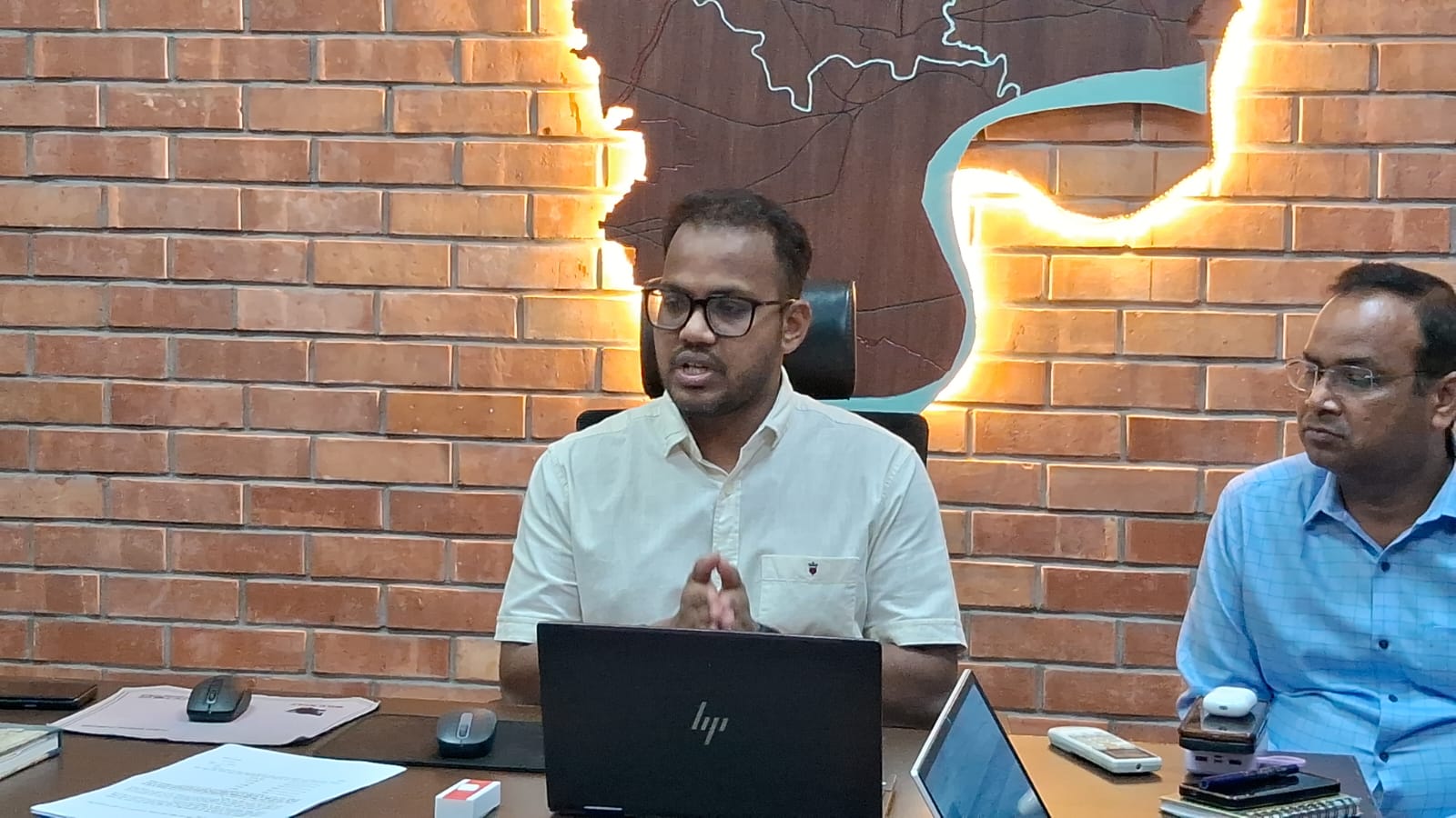 वाराणसी में ऑनलाइन सुविधा का विस्तार: अब घर बैठे मिलेंगे NOC प्रमाण पत्र