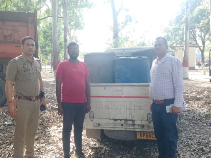 सोनभद्र में अवैध ईंधन तस्करी पर पुलिस का शिकंजा, 800 लीटर डीजल व 30 लीटर पेट्रोल बरामद