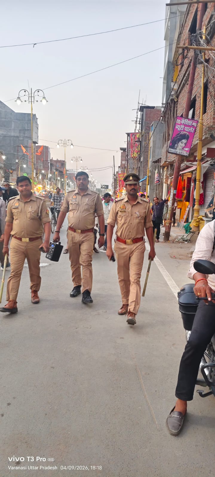 पाण्डेपुर चौराहा अतिक्रमण मुक्त, यातायात व्यवस्था सुधरी