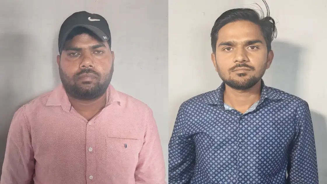 वाराणसी : बिजली विभाग का जेई और लाइनमैन 20 हजार की रिश्वत लेते गिरफ्तार