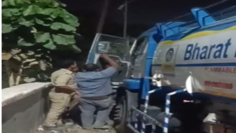 चंदौली ; तेल चोरी पर पुलिस की बड़ी कार्रवाई