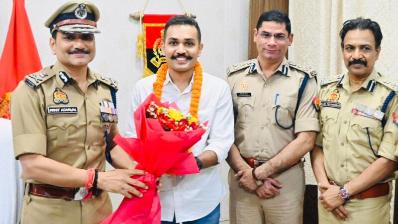 वाराणसी पुलिस कमिश्नरेट में महत्वपूर्ण तबादला : डॉ. ईशान सोनी को भावभीनी विदाई, सुश्री लिपि नागयाच का स्वागत