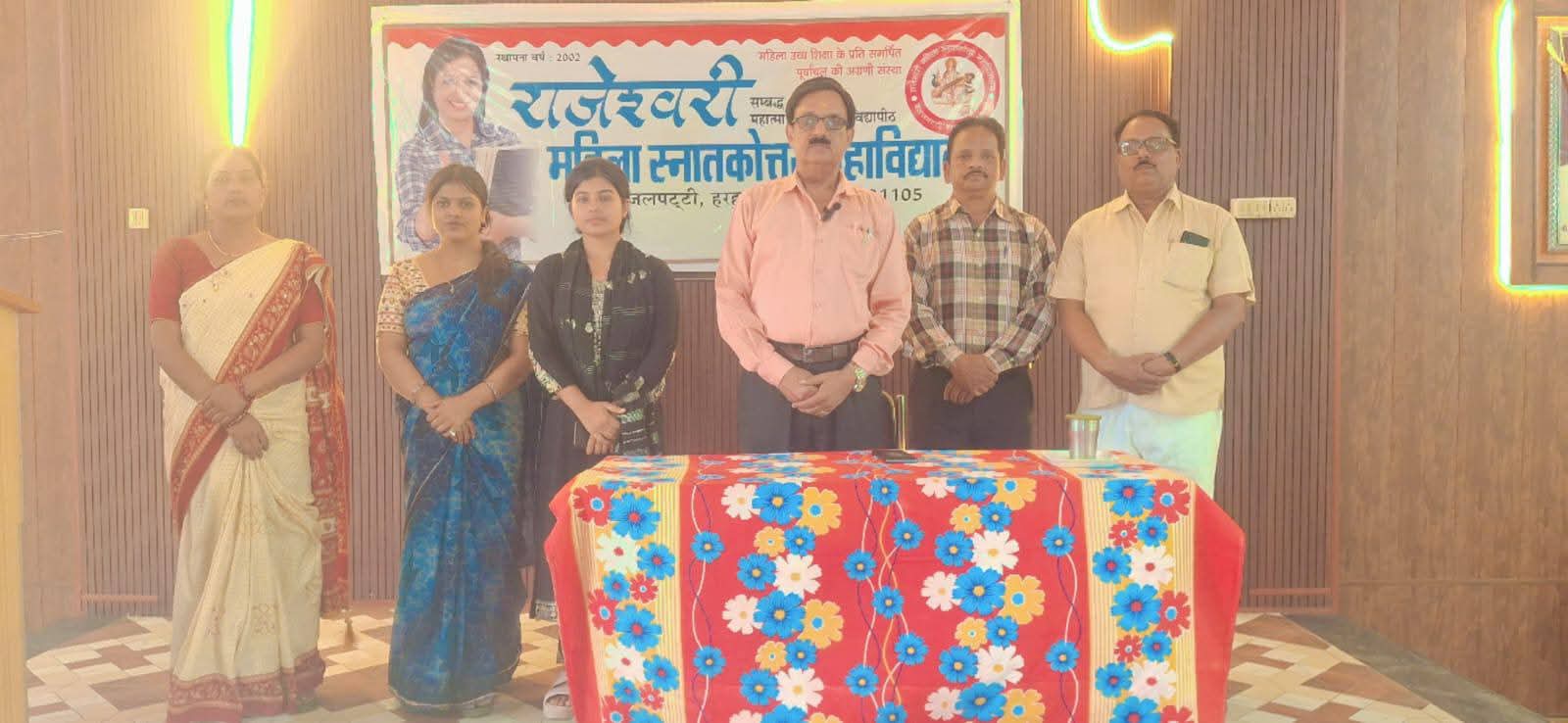 सुर की देवी थीं आशा भोसले — डॉ राघवेन्द्र नारायण सिंह