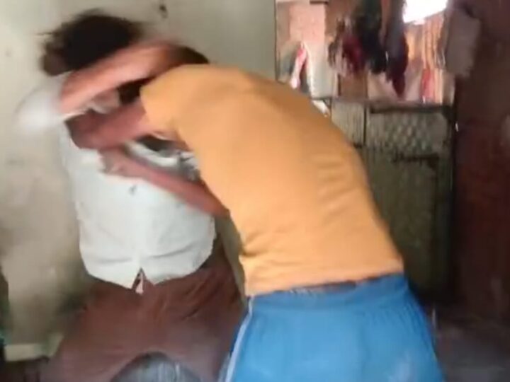जमीन बंटवारे के विवाद में बड़े भाई पर जानलेवा हमला, नाबालिग बेटी ने बनाया वीडियो वायरल