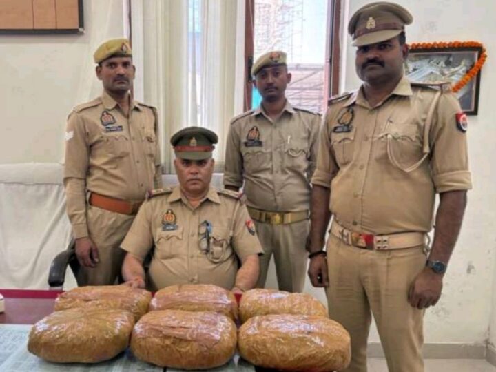 वाराणसी : कैंट रेलवे स्टेशन पर लावारिस बैग से 5.6 किलो अवैध गांजा बरामद