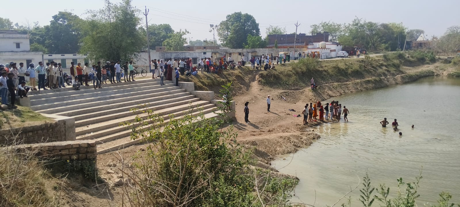 तालाब में डूबकर युवक की मौत, भैंस निकालने उतरा था पानी में