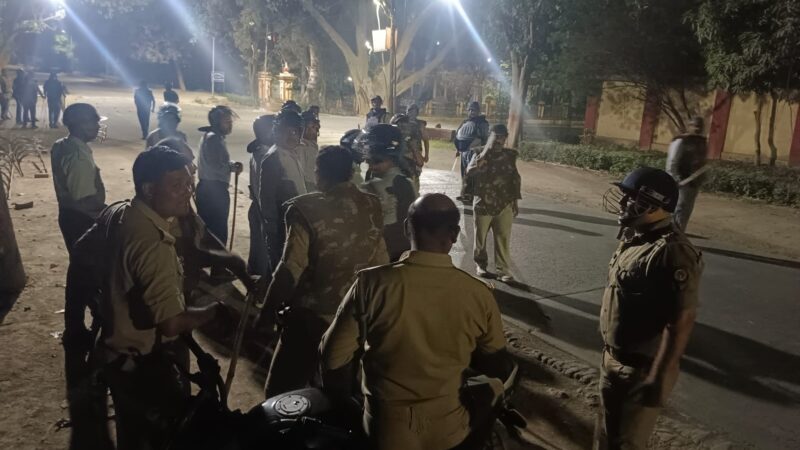 बीएचयू : छात्रावास में पानी की किल्लत पर हिंसक झड़प, एक सुरक्षाकर्मी गंभीर रूप से घायल