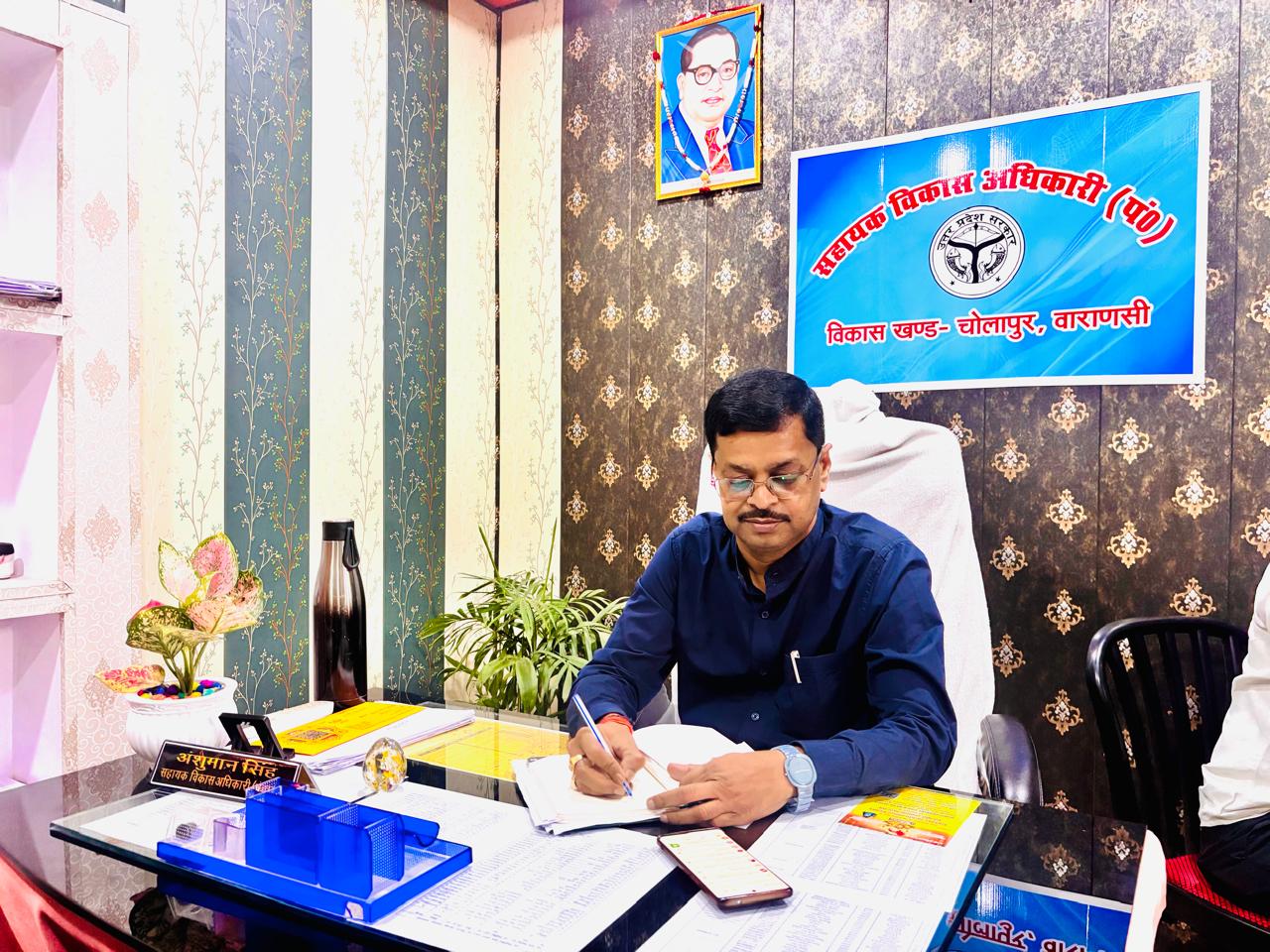 गर्मी के मद्देनजर चोलापुर में 128 हैंडपंपों की मरम्मत, 25 का रीबोर, बाजार में प्याऊ लगाने के निर्देश