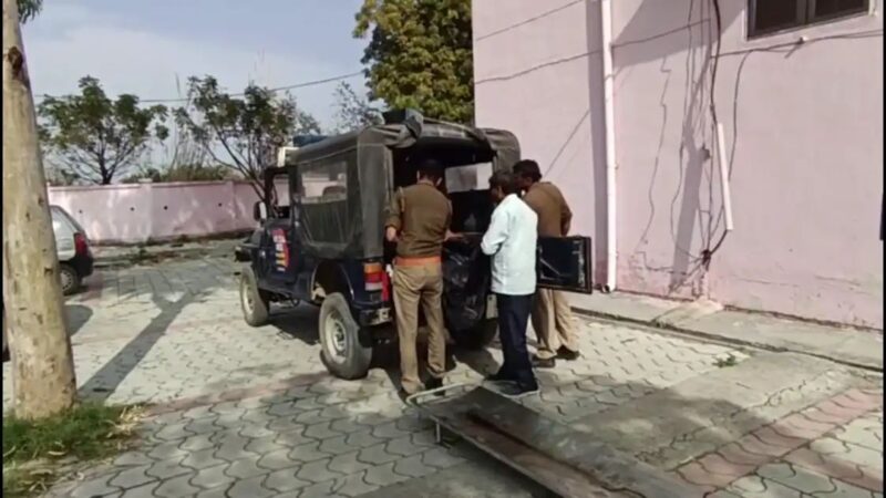 महाराजगंज में जूतों के विवाद ने ली जान, बड़े भाई ने छोटे को कैंची से मार डाला