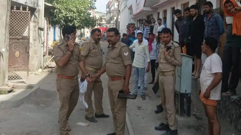 वाराणसी में गैस सिलेंडर ब्लास्ट, एक व्यक्ति गंभीर रूप से झुलसा