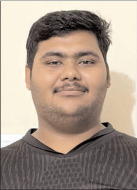 जौनपुर का मान बढ़ाया: विराट ने जेईई मेन्स में 97.69 परसेंटाइल हासिल किया