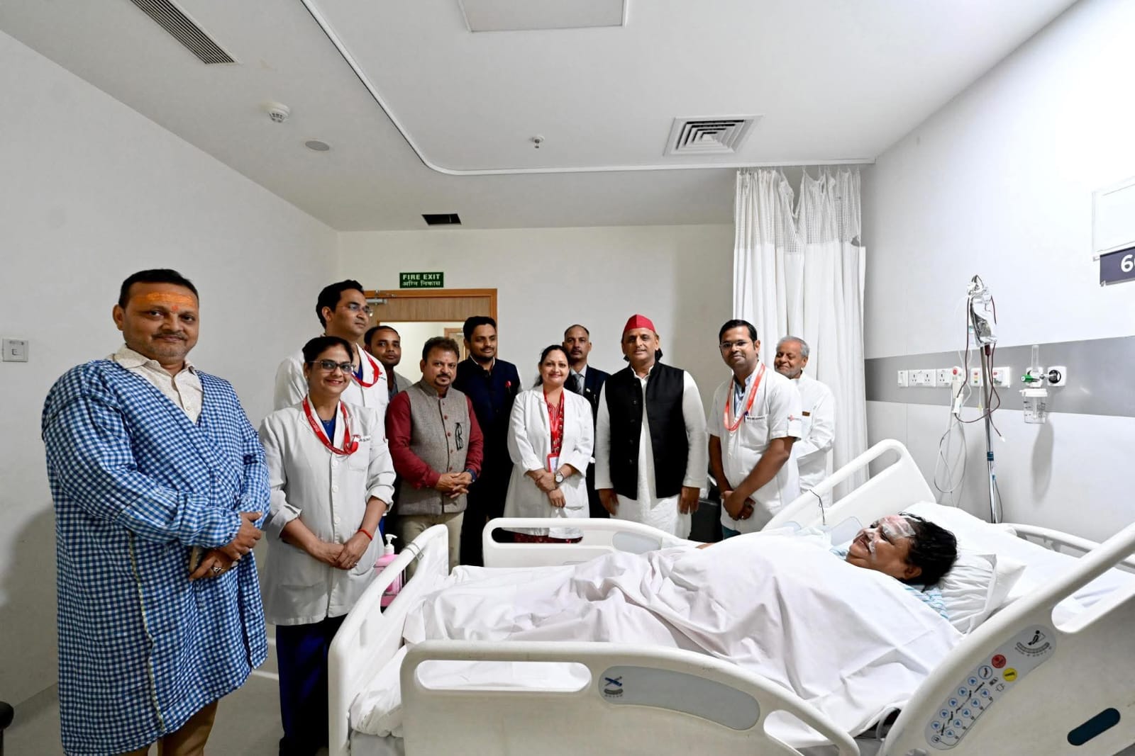 लखनऊ : सपा अध्यक्ष ने लिया भाजपा नेता का हाल, मेदांता अस्पताल पहुंचकर जाना स्वास्थ्य