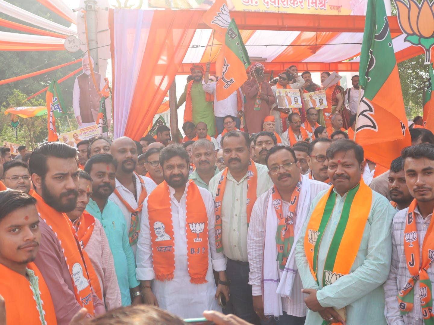 पीएम ने आयुष मंत्री से पूछा कुशलछेम मैदागिन चौराहे पर हुआ भव्य स्वागत