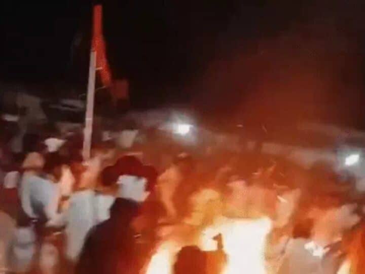 हनुमान जयंती शोभायात्रा में बड़ा हादसा: काली मां बनी महिला समेत 3 कलाकार झुलसे