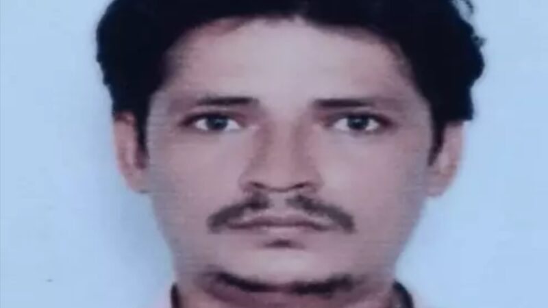 मोबाइल चार्जिंग विवाद में युवक की मौत, चारपाई से बांधकर पीटने का आरोप