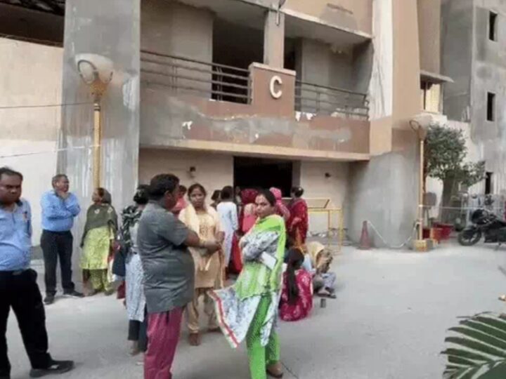 16वीं मंजिल से गिरकर युवती की मौत,