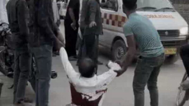 प्रयागराज में अशरफ के करीबी प्रॉपर्टी डीलर की हत्या, बीच बाजार मारी गोली