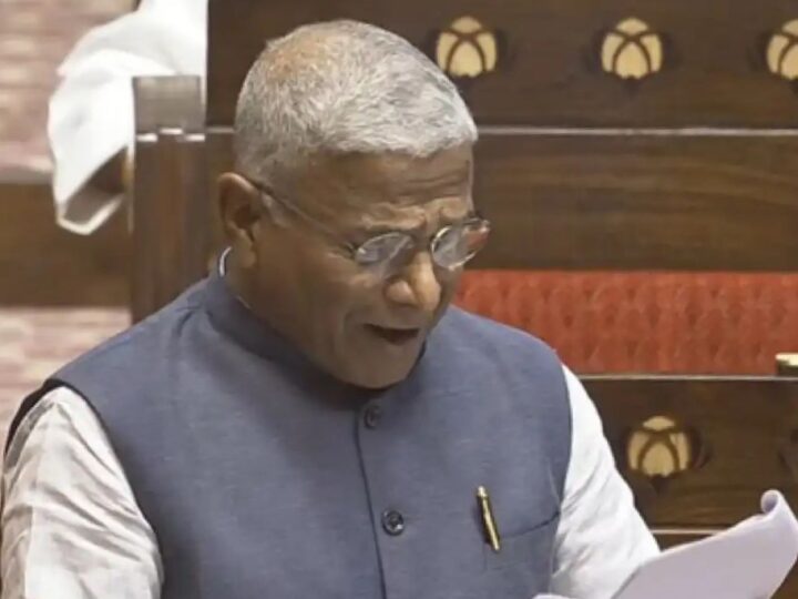 राष्ट्रपति के मनोनयन से फिर राज्यसभा पहुंचे हरिवंश, तीसरी बार बने सांसद