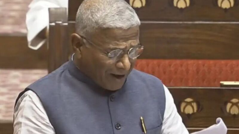 राष्ट्रपति के मनोनयन से फिर राज्यसभा पहुंचे हरिवंश, तीसरी बार बने सांसद