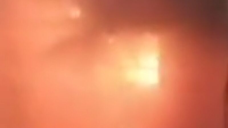 रुड़की में स्पेयर पार्ट्स की दुकान में भीषण आग, इंजन ऑयल से तेजी से भड़की लपटें