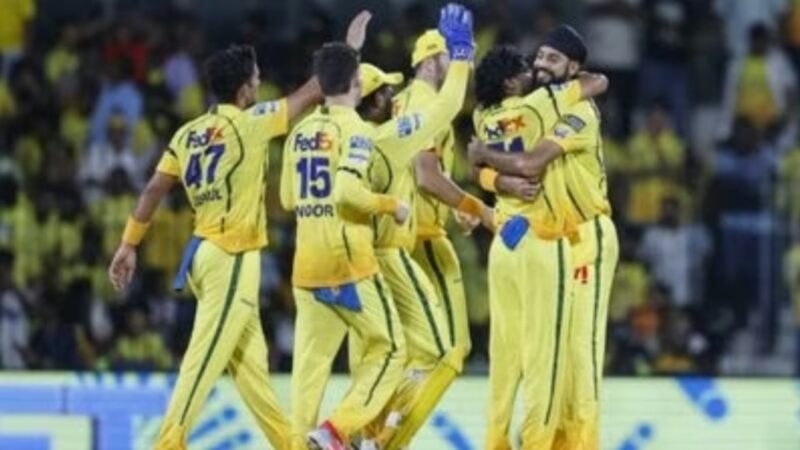 कोलकाता की लगातार चौथी हार, चेन्नई 32 रन से विजयी