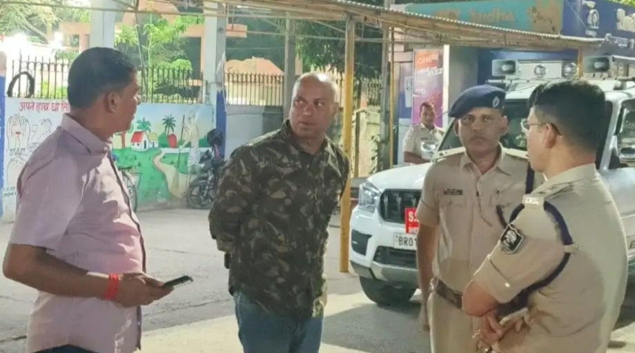 ईंट विवाद में चली गोली, दो की मौत