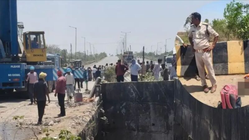 तेज रफ्तार ट्रक नहर में गिरा, तीन की दर्दनाक मौत