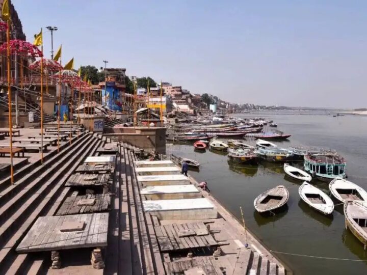 काशी में श्रद्धालुओं के लिए बड़ी सौगात: मंदिर-घाटों पर शुरू होगी डिजिटल लॉकर सुविधा
