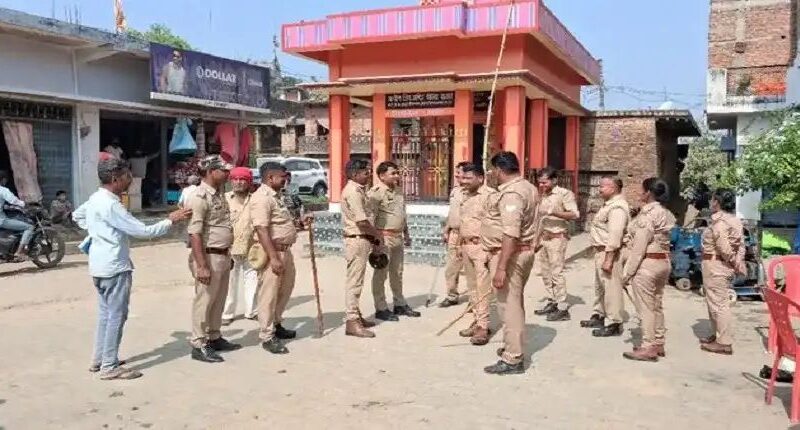 मंदिर परिसर में आपत्तिजनक वस्तु फेंकने का मामला, आरोपी किशोर हिरासत में