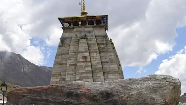 केदारनाथ में आस्था का प्रतीक बनी ‘भीमशिला’, कपाट खुलते ही फिर चर्चा में
