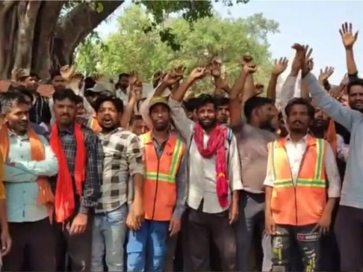 वेतन बकाया पर 500 सफाईकर्मी हड़ताल पर