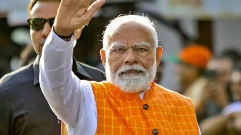 पीएम दौरे से पहले काशी में महा-सफाई अभियान तेज, 250 टन अतिरिक्त कचरा हटाया