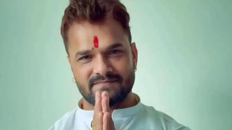 डिलीवरी बॉय हत्याकांड पर भड़के खेसारी लाल यादव, बिहारी समाज से एकजुट होने की अपील