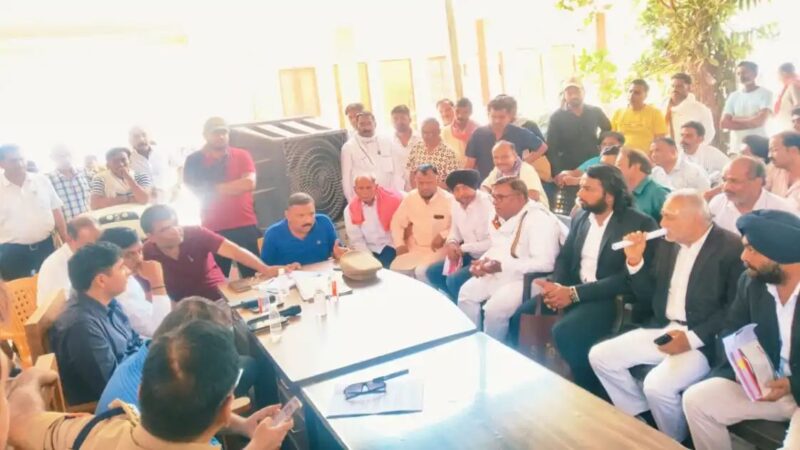 चंदौली में 200 भवनों पर बुलडोजर की तैयारी, अतिक्रमण हटाने को लेकर प्रशासन सख्त