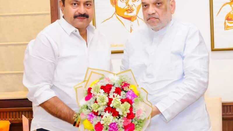 अमित शाह से मिले कृभको निदेशक अजय राय
