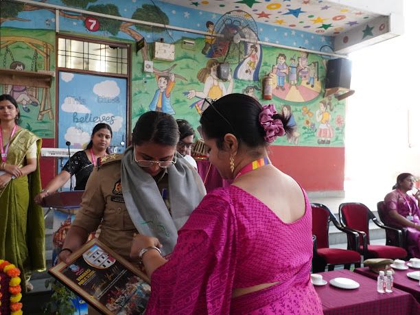 वीपीएस में मातृ दिवस पर कुकिंग प्रतियोगिता