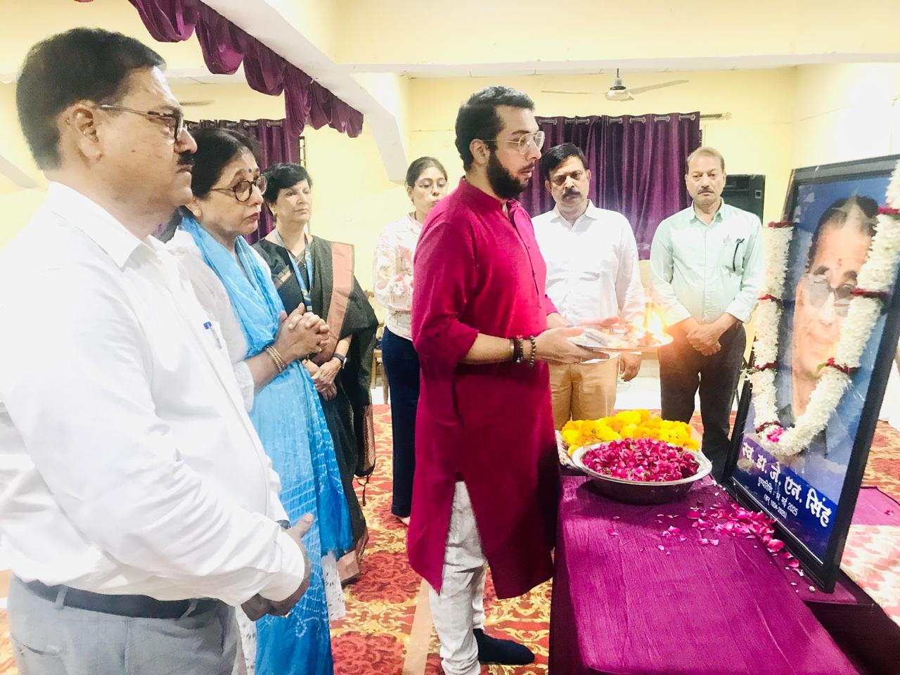जीवनदीप के पूर्व निदेशक को दी गई श्रद्धांजलि