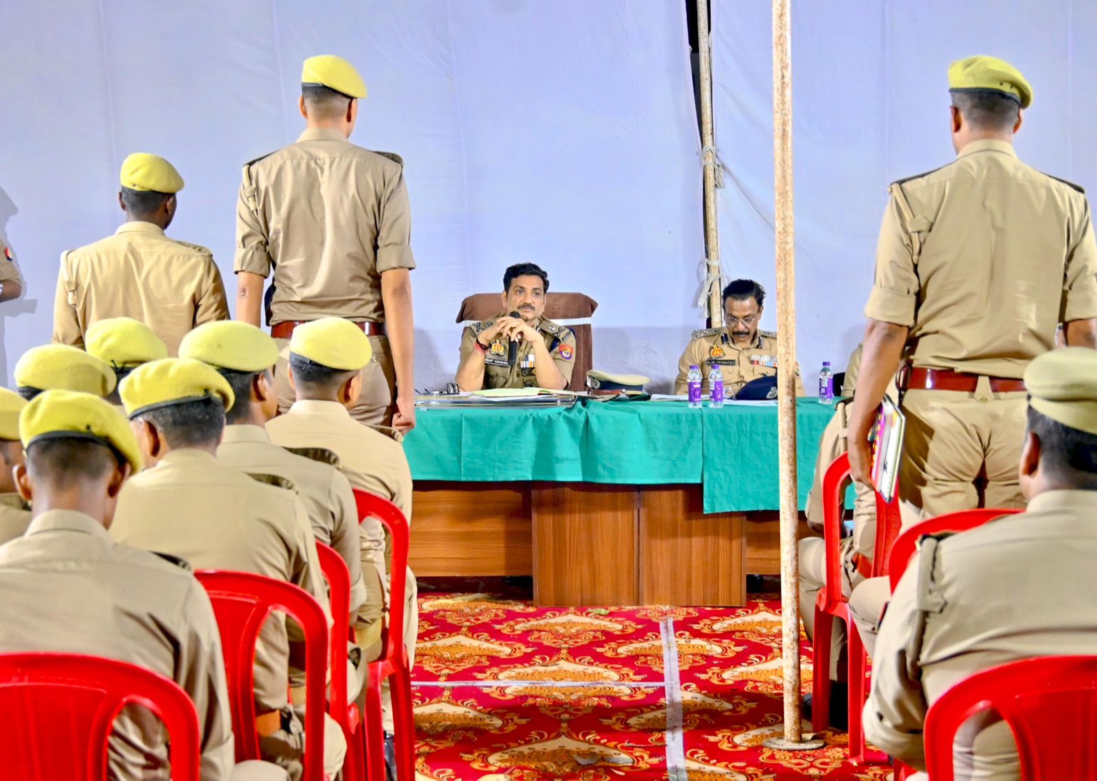 पुलिस आयुक्त ने नवागत आरक्षियों व विवेचकों के साथ की गोष्ठी