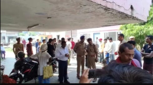 लखीमपुर : ट्रक-मैजिक की भीषण टक्कर में 9 मजदूरों की मौत, कई घायल