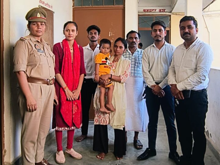 भटकी मासूम को परिवार से मिलाया, चाइल्ड हेल्पलाइन ने बाल विवाह भी रुकवाया
