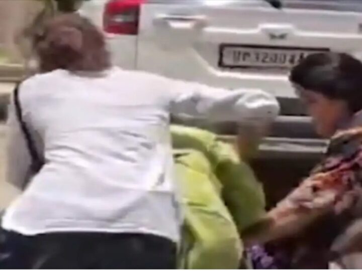 काशी विद्यापीठ में छात्राओं के दो गुटों में मारपीट, वीडियो वायरल