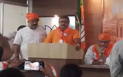 प्रधानमंत्री पर अभद्र टिप्पणी से फूटा वाराणसी के जनप्रतिनिधियों का गुस्सा