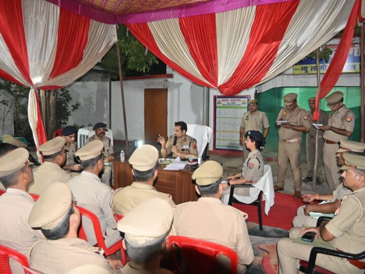 पुलिस आयुक्त ने पिंडरा सर्किल के थानों का किया निरीक्षण