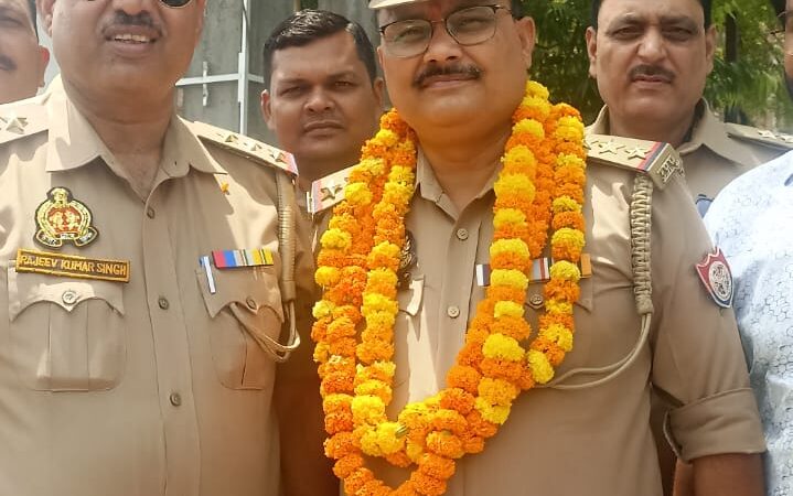 लालपुर-पांडेयपुर थाने में स्वागत और विदाई समारोह, भावुक हुए लोग