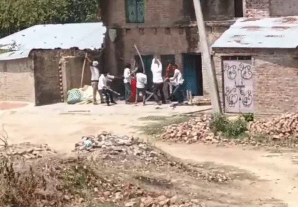 वर्चस्व की लड़ाई में हिस्ट्रीशीटर की हत्या, लाठी-डंडों से पीटकर उतारा मौत के घाट