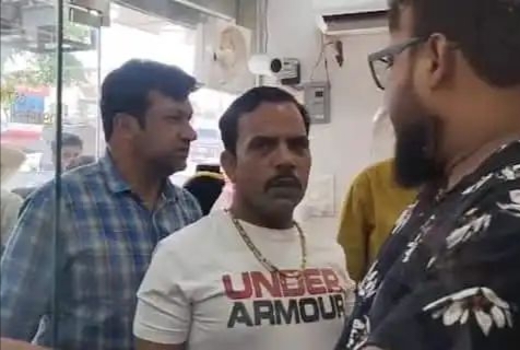 मेरठ में ग्रैंड स्क्वेयर कॉम्प्लेक्स सील, यूट्यूबर शादाब जकाती के शोरूम पर भी कार्रवाई