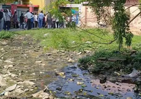 CUET-UG परीक्षा में अव्यवस्था से छात्रों में नाराजगी, वाराणसी के कई केंद्रों पर देरी से शुरू हुई परीक्षा