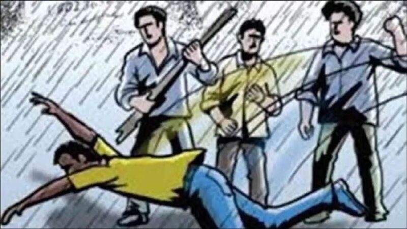 चारपाई रखने को लेकर बरात में बवाल, लाठी-डंडे चले; छह घायल