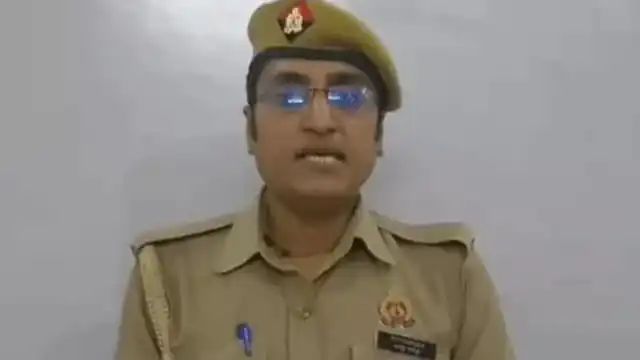 लखनऊ पुलिस लाइन में वसूली के आरोपों पर कार्रवाई, दारोगा समेत 12 पुलिसकर्मी हटाए गए